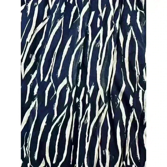 Versatile Blue & White Ruched Dress from Ann Taylor Loft - Size 14 - Picture 3 of 8